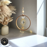 Suncatcher Mobile Holz und Pastellfarben - RONDO - Natürlich gebeizt